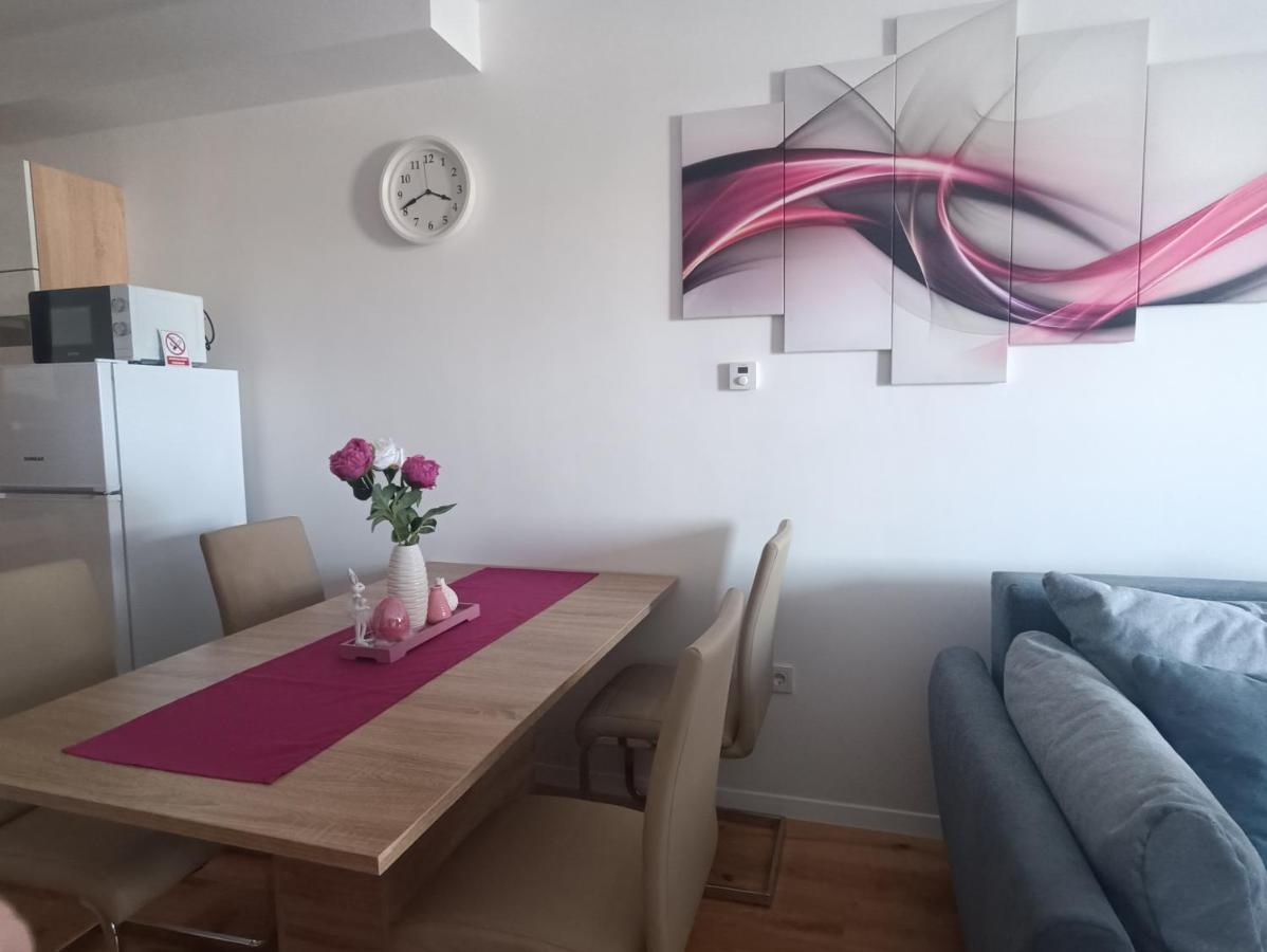 Appartamento Apartman Leo Velika Gorica Esterno foto